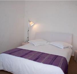 6 Bedroom Villa with Pool in Akrotiri on Santorini, Sleeps 12